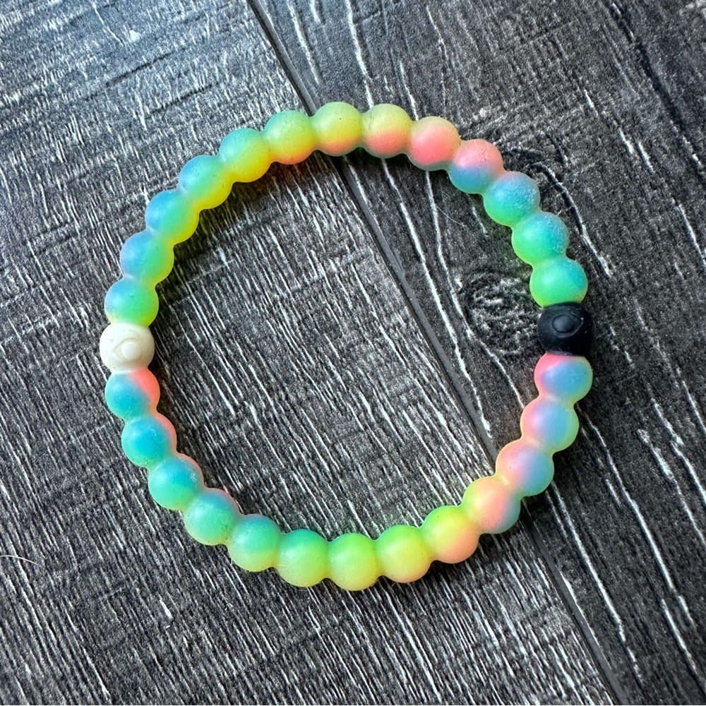 Lokai Silicone Bead Bracelet – Rainbow Tie-Dye / Multi-Color